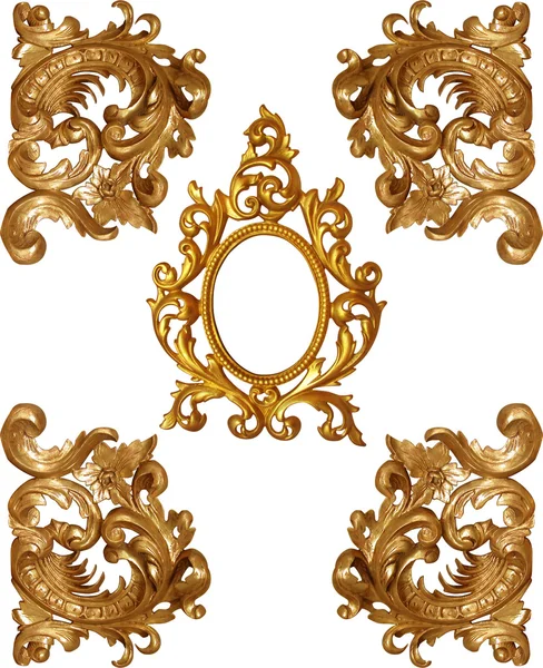 Altın Barok beyaz zemin üzerine izole