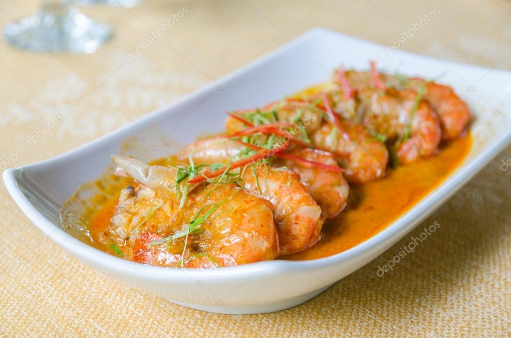 Curry fried shrimp with coconut milk — Stock Photo © finallast 86986218