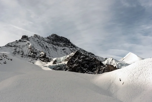 Schweiziska berget Jungfrau i Schweiz, — Stockfoto