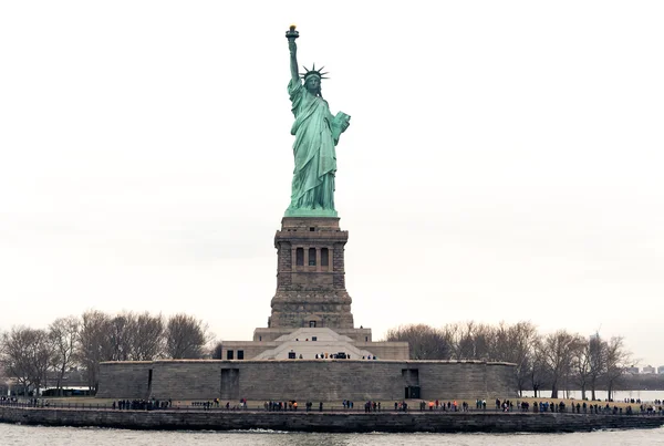 Estatua de la Libertad en la ciudad de Nueva York — Foto de Stock
