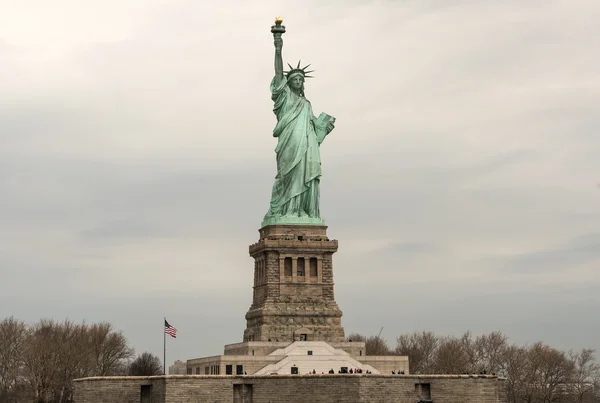 Estatua de la Libertad en la ciudad de Nueva York — Foto de Stock