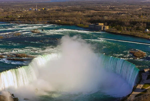 Niagara cai do lado canadense — Fotografia de Stock