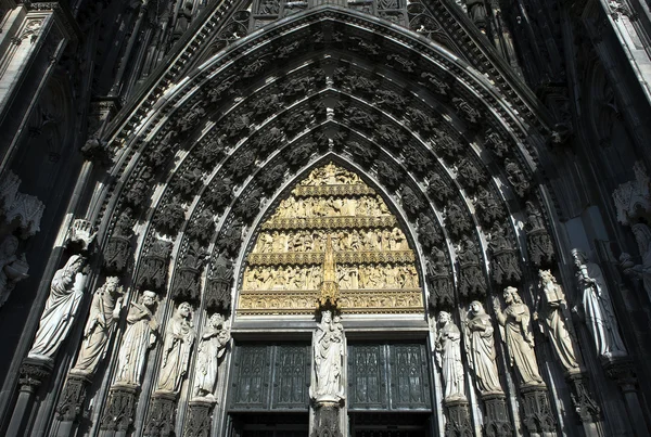 德国科隆的欧洲大教堂的建筑细节 — 图库照片