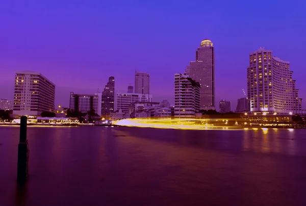 Banguecoque cidade à noite — Fotografia de Stock