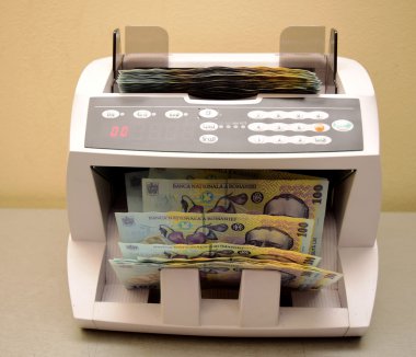 Romen banknot sayma