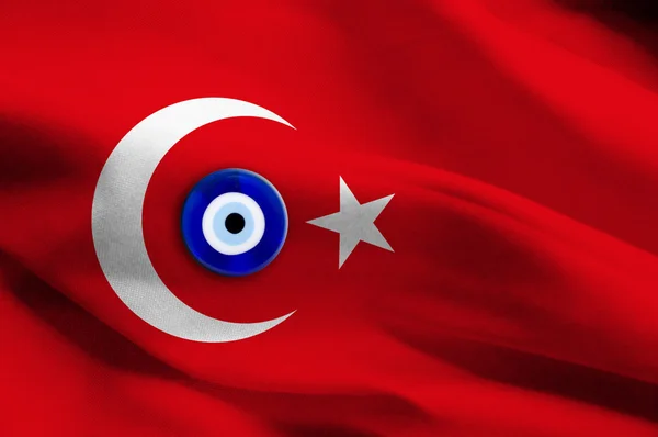 Turkiet flagga med blått öga symbol — Stockfoto