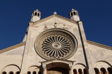 Modena Katedrali, İtalya