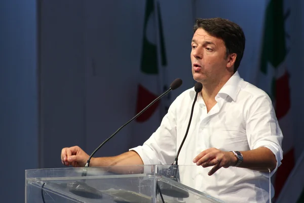 MODENA, Itália, SETEMBRO, 2016: Matteo Renzi, conferência política pública Convenção do Partido Democrata — Fotografia de Stock