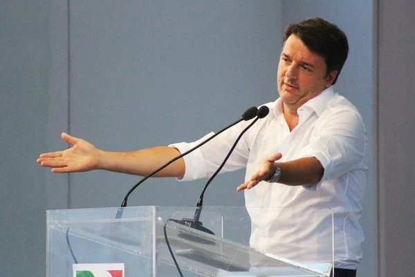 MODENA, Itália, SETEMBRO, 2016: Matteo Renzi, conferência política pública Convenção do Partido Democrata — Fotografia de Stock