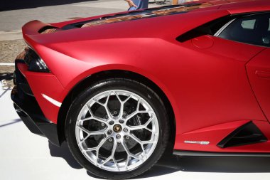 Modena, İtalya, Temmuz 12021 - Lamborghini Huracan Evo spor araba detayı, Motor Vadisi Sergisi