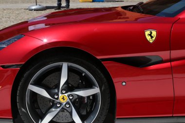 Modena, İtalya, Temmuz 12021 Ferrari Portofino M spor araba müfrezesi, Motor Vadisi Sergisi