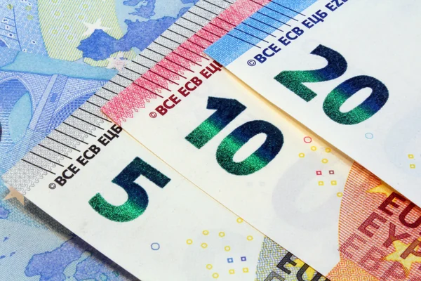 Billetes en euros detalles diez, cinco, veinte euros —  Fotos de Stock