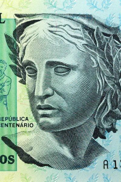 BRAZIL - APPROXIMATELY 1990: allegory of Brazilian woman portrait on 200 Cruzeiros 1990 Banknote from Brazil — Stock Photo, Image