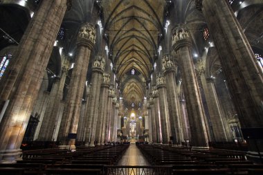 Milan, İtalya - Aralık 2015: Milan Katedrali, görünümü içinde Santa Maria Nascente