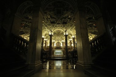 Milan, İtalya - Aralık 2015: Milan Katedrali, görünümü içinde Santa Maria Nascente