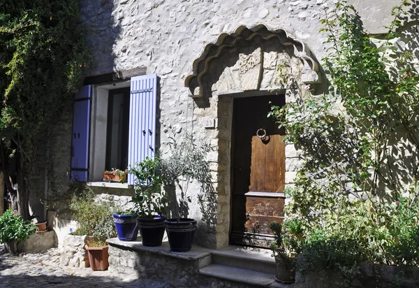 Vaison-La-Romaine, Vancluse, em Provence, França — Fotografia de Stock