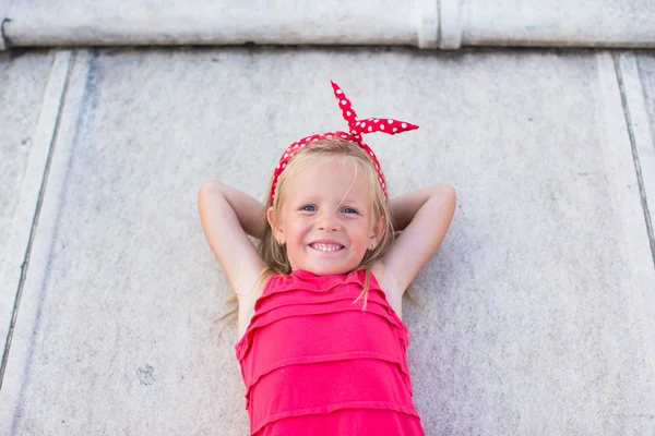 Adorable little girl on the rooftop of Duomo, Milan, Italy — Stock Photo, Image