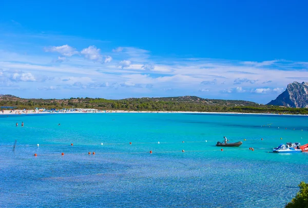 Beautiful view of the turquoise clear sea on Sardinia — Stock Photo, Image