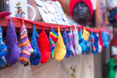 Yeni yıl hediyeleri Noel arifesinde Avrupa şehri