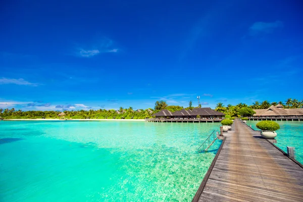 Vacker tropisk utsikt över perfekt idealisk ö i Indiska oceanen — Stockfoto