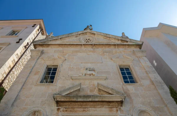 Karadağ 'ın Perast kentindeki St. Marks Kilisesi
