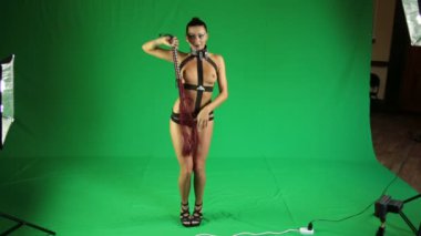 Kız kirpik siyah deri oyun