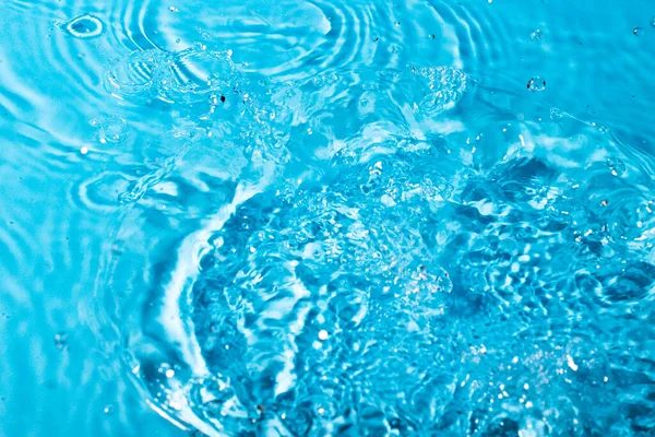 Wasserspritzer Auf Blauem Hintergrund Abstrakte Tapete — Stockfoto