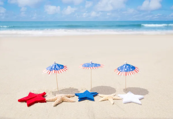 Patriotiska Usa bakgrund med starfishes — Stockfoto