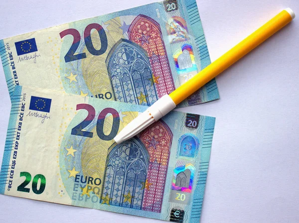 Euros Close Yellow Marker — Stock Photo, Image