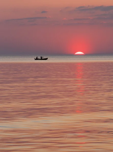 Loď na moři — Stock fotografie