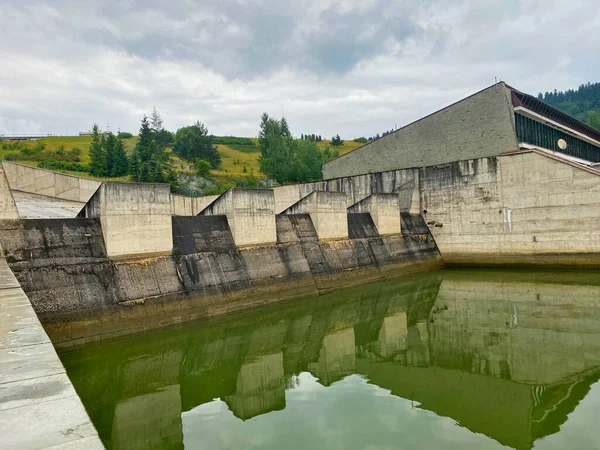 Diga Centrale Idroelettrica Niedzica Polonia — Foto Stock