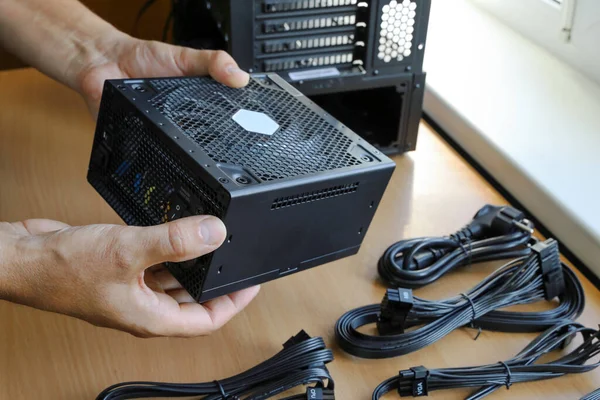 Hands Hold Power Supply Unit Assembly New Computer System — Stock Photo, Image