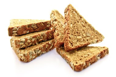 Beyaz arka plan üzerinde izole taze pişmiş ürünler