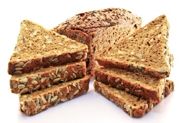 Beyaz arka plan üzerinde izole taze pişmiş ürünler