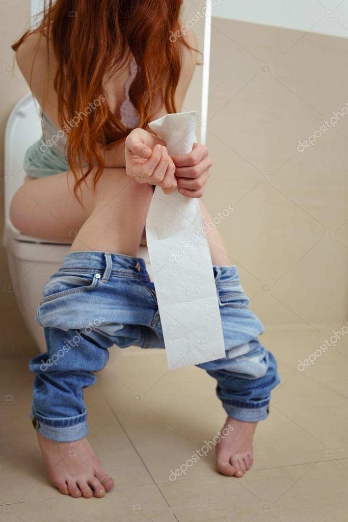 Redhead Scat Porn - redhead girl on the toilet - Redhead Videos - Gingers ...