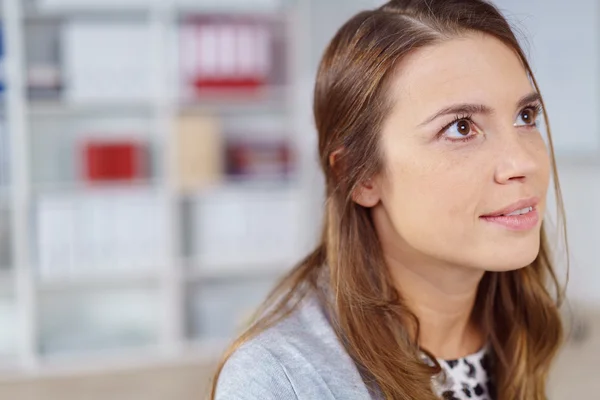 Thoughtful attractive young businesswoman — Stock Photo, Image