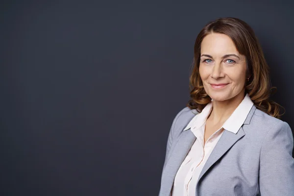 Friendly stylish confident businesswoman — Stock Photo, Image