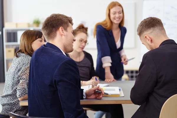 Group of young people in meeting — Stock Photo, Image