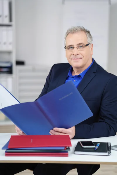 Business manager conducting a job interview — Stock Photo, Image
