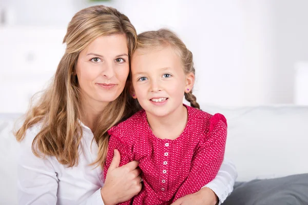 Mother and daughter with blond hair — Stock Photo, Image