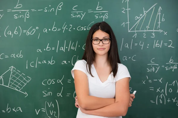 Inteligente jovem estudante de matemática — Fotografia de Stock