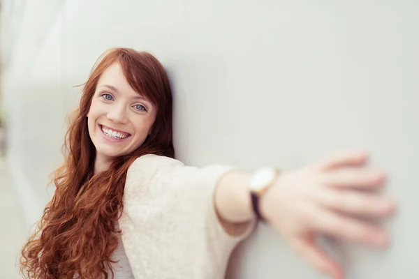 Happy Girl with Arms in Sideways — Stock Photo, Image