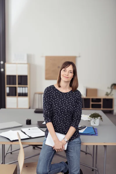 Office Woman Leaning her Back — Stock Photo, Image