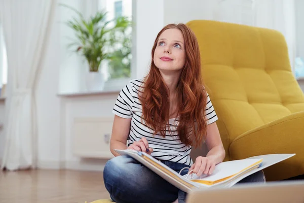 Thoughtful Young Woman Thinking What to Write — Stock Photo, Image