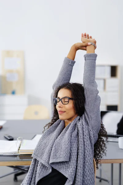 African American businesswoman stretching — Stock Fotó