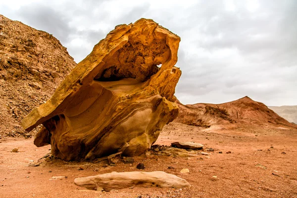 Beautiful red sandstone in the desert in Israel, Timna Park — Stock Photo, Image