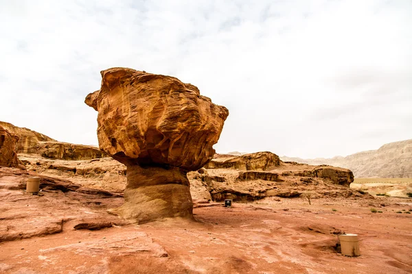 Beautiful red sandstone in the desert in Israel, Timna Park — Stock Photo, Image