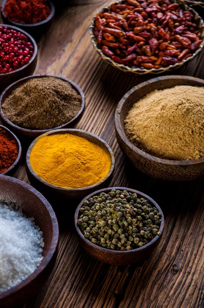 Traditional oriental them with spices — Stock Photo, Image