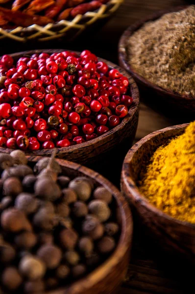 Traditional Asian concept with spices in wooden bowls — Stock Photo, Image