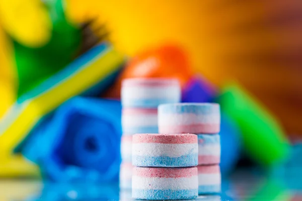 Cleaning objects on saturated background — Stock Photo, Image